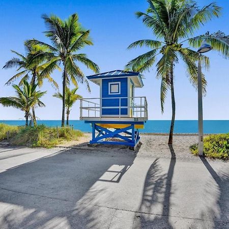 Waves On Desoto Rental Unit With Pool Hollywood Exterior photo